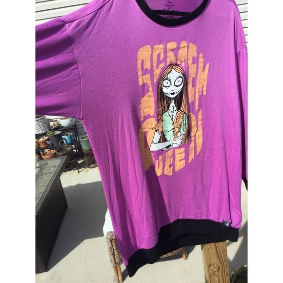 Disney Nightmare Before Christmas 2X NEW womens sleep shirt black fuchsia socks - Picture 2 of 14